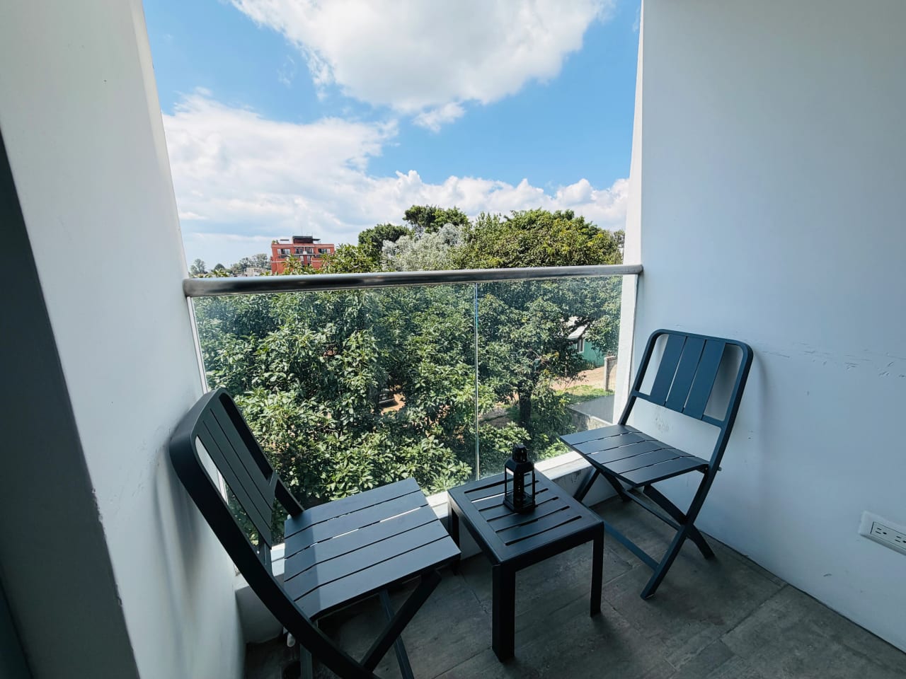 APARTAMENTO EN RENTA, EDIFICIO CONDADO 14 56 MTS2, 2 DORMITORIOS, ZONA 14 — Apartamento en Alquiler en Zona 14, Guatemala, Ciudad — foto 5 de 12