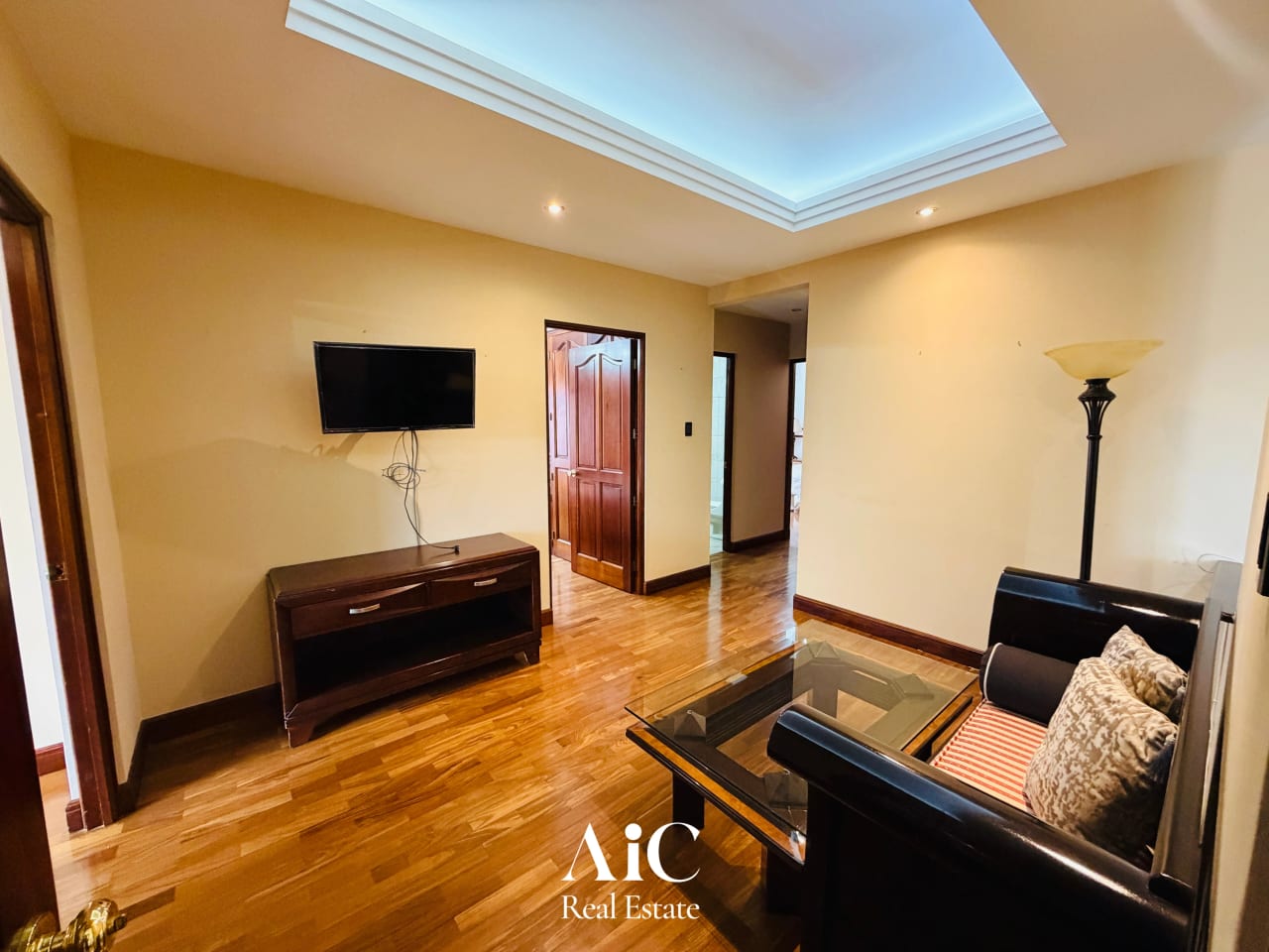 Apartamento en Renta, Edif. San Ignacio I 180 MTS2, 3 Dormitorios, Zon — Apartamento en Alquiler en San Ignacio, Zona 10, Guatemala, Ciudad — foto 3 de 17