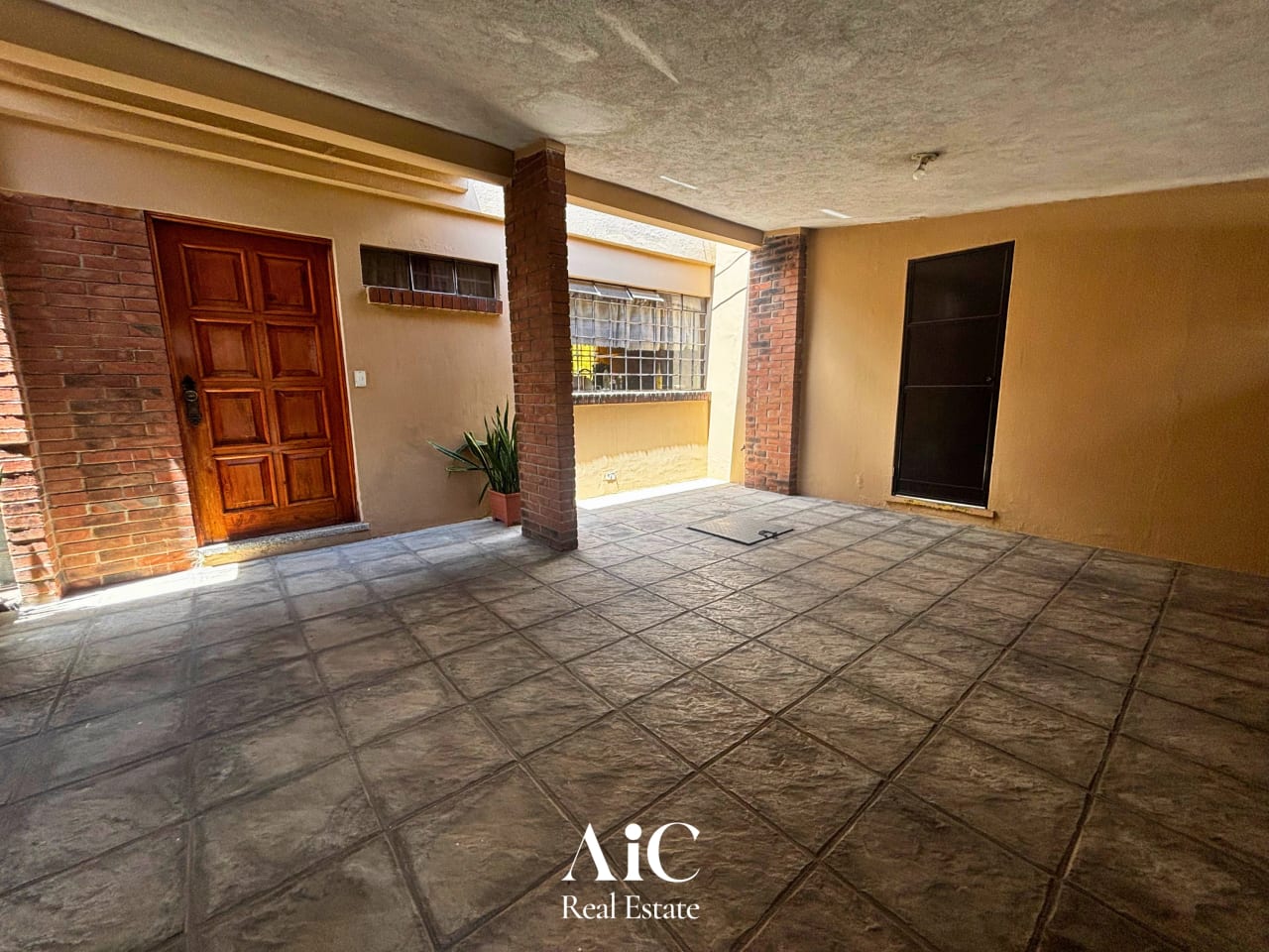 Casa en Venta, Villasol Z.12 3 Dormitorios, de un Nivel — Casa en Venta en Villa Sol, Zona 12, Guatemala, Ciudad — foto 2 de 13