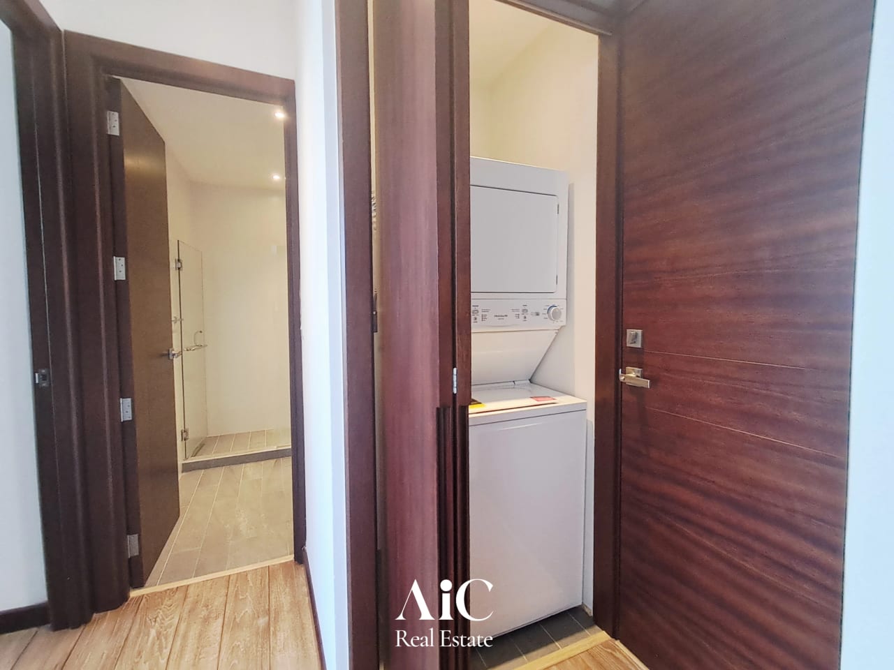 Apartamento con Línea Blanca, Edif. Vhista, Zona 15 — Apartamento en Alquiler en Vhista, Zona 15, Guatemala, Ciudad — foto 3 de 17