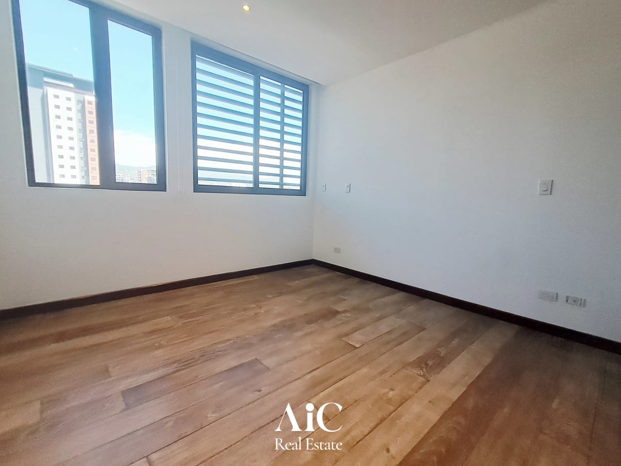 Apartamento con Línea Blanca, Edif. Vhista, Zona 15 — Apartamento en Alquiler en Vhista, Zona 15, Guatemala, Ciudad — foto 5 de 17