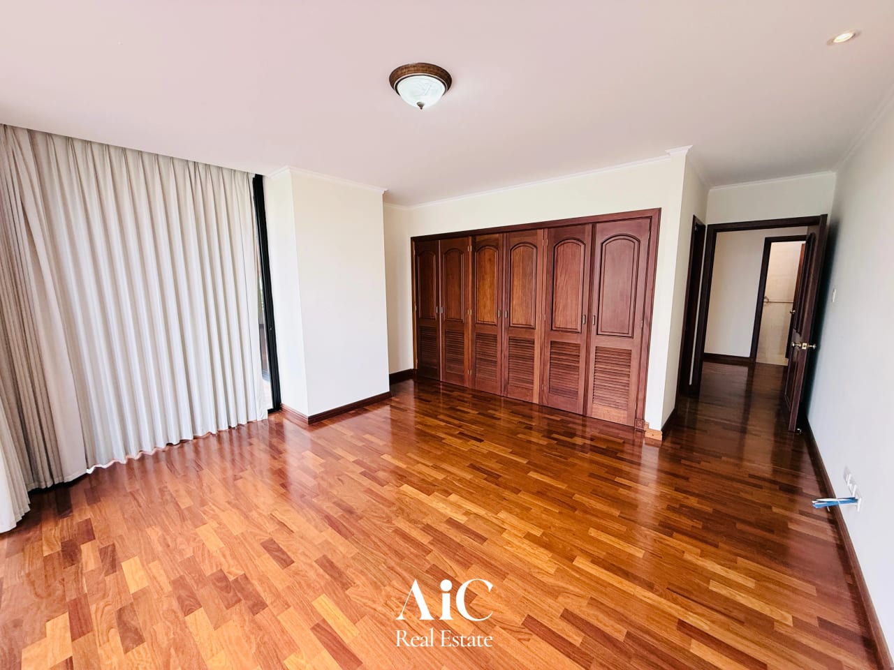 Apartamento Amplio con Balcón 2 Habitaciones. Quinta Bella Norte, Z. 1 — Apartamento en Alquiler en Quinta Bella, Zona 14, Guatemala, Ciudad — foto 17 de 17