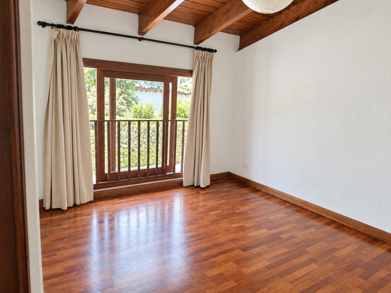 Casa Alquiler Eucaliptos — Casa en Alquiler en Eucaliptos, Carretera a El Salvador, Guatemala, Ciudad — foto 8 de 10