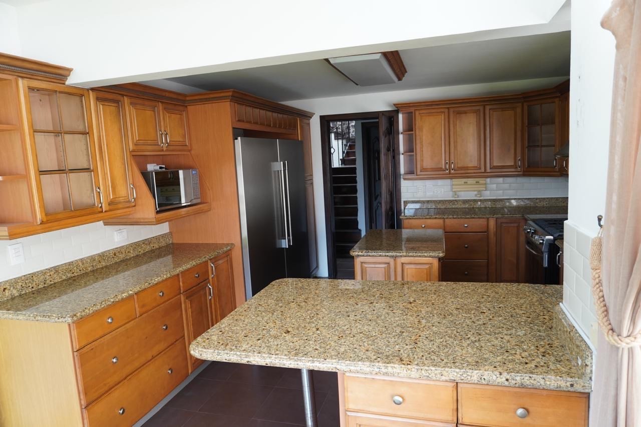 Casa Venta el Prado Zona 10 — Casa en Venta en Santa Catarina Pinula, Guatemala, Ciudad — foto 10 de 15