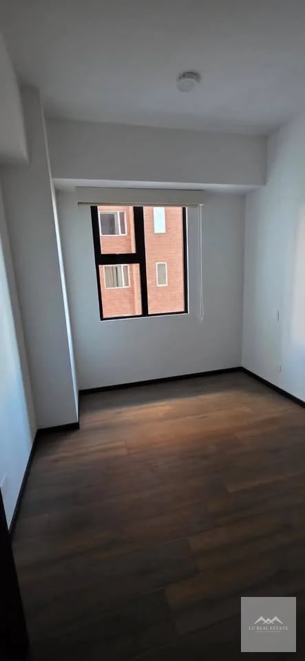 Apartamento de una habitación en z10 - 10
