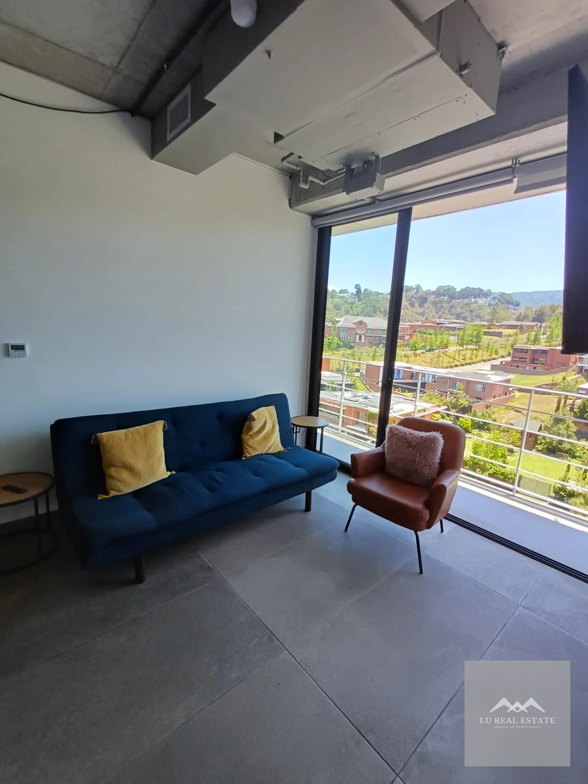 Apartamento de dos habitaciones en z10 - 7