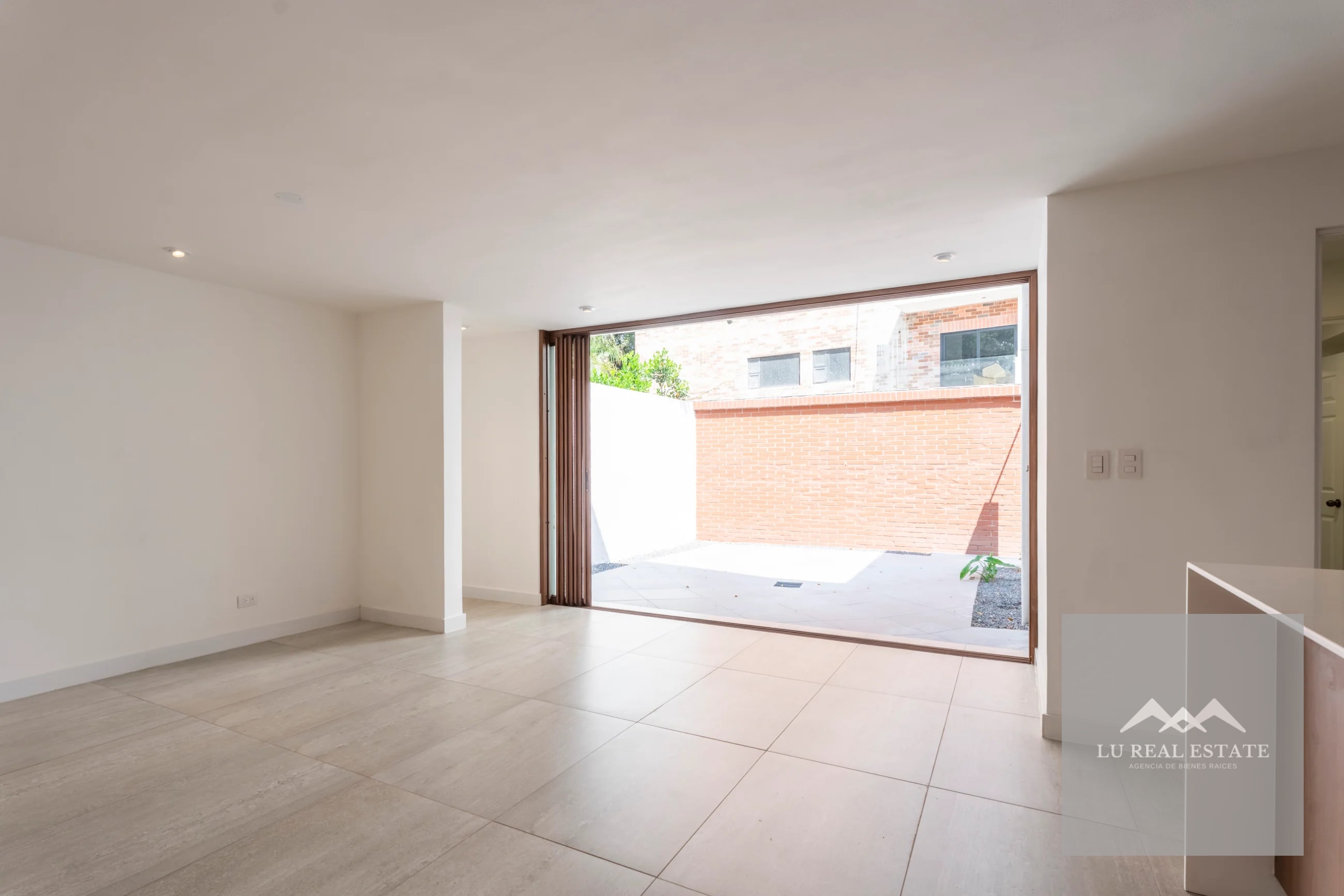 Casa en venta en z10 — Casa en Venta en Zona 10, Guatemala, Ciudad — foto 9 de 13