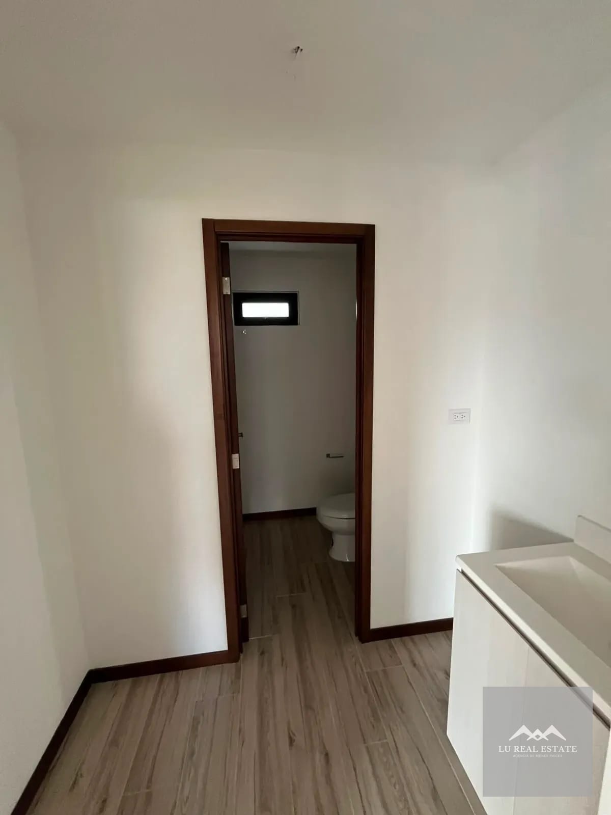 Apartamento en venta en z10 — Apartamento en Venta en Zona 10, Guatemala, Ciudad — foto 5 de 10