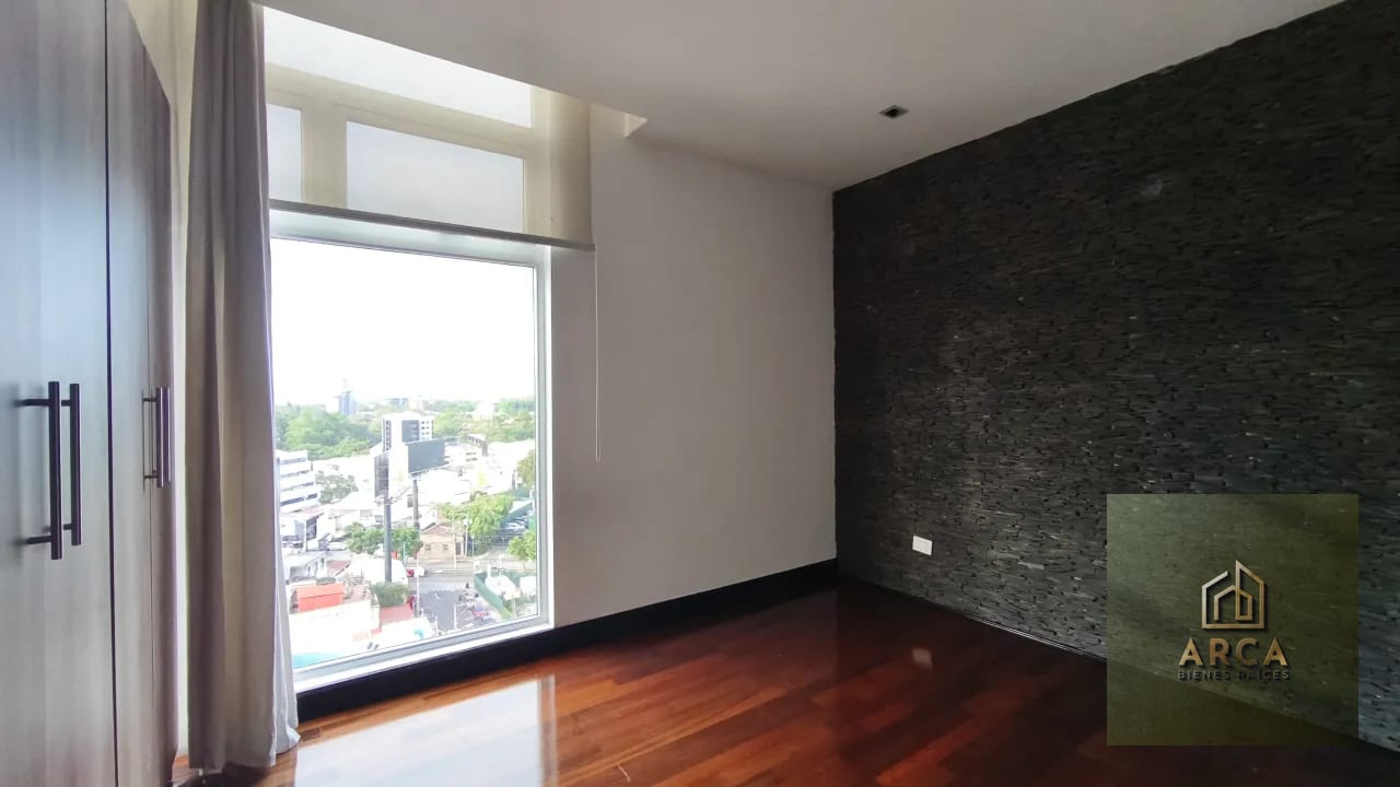 Apartamento en alquiler zona 10 — Apartamento en Alquiler en Zona 10, Guatemala, Ciudad — foto 13 de 14