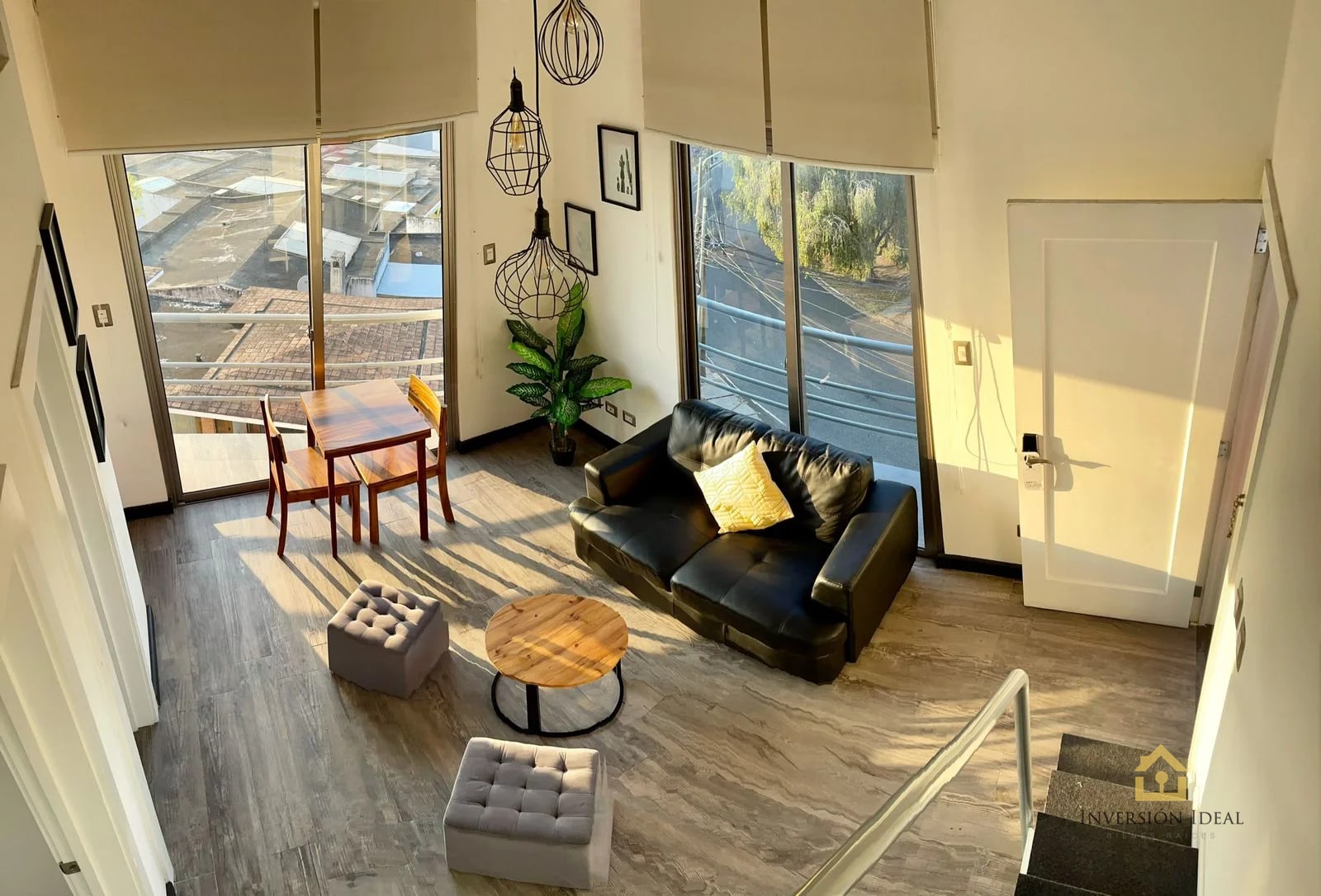 Rento Apto Q5,800 | Zona 15 | Adamant Studio Lofts | Amueblado y Equipado - 1