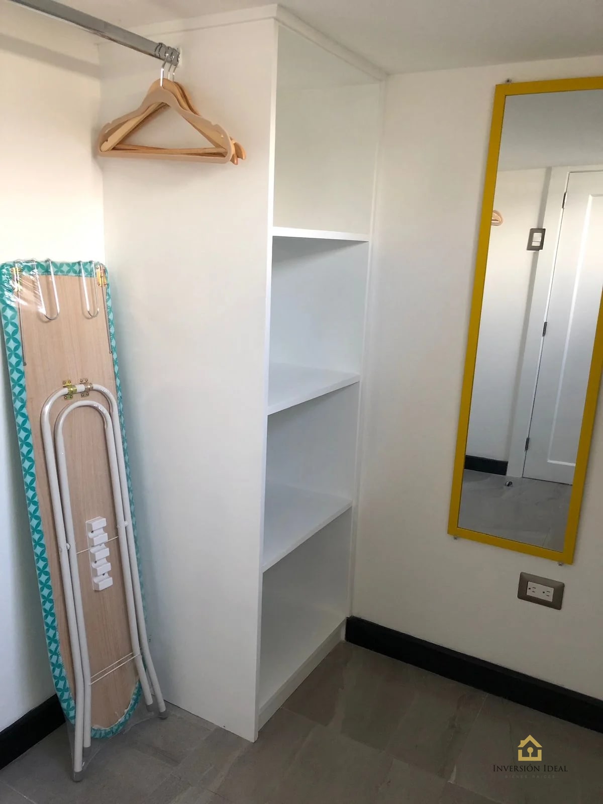 Rento Apto Q5,800 | Zona 15 | Adamant Studio Lofts | Amueblado y Equipado - 5