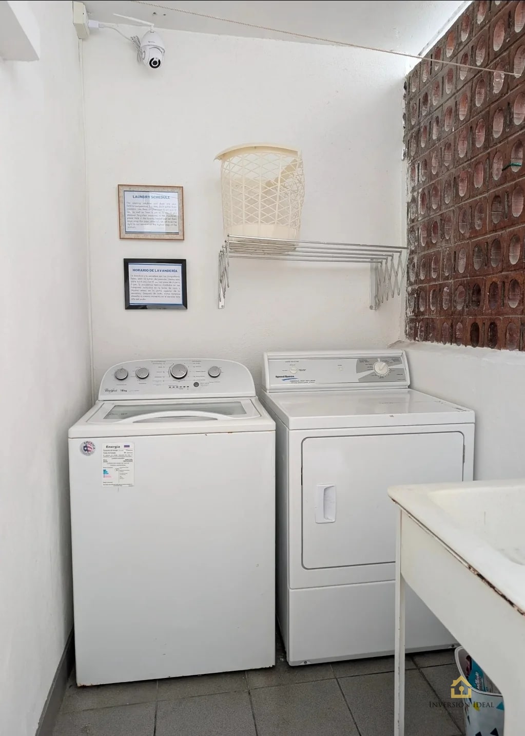 Rento apartamento amueblado 1 hab Q4,500 Oakland II Zona 10 - 6