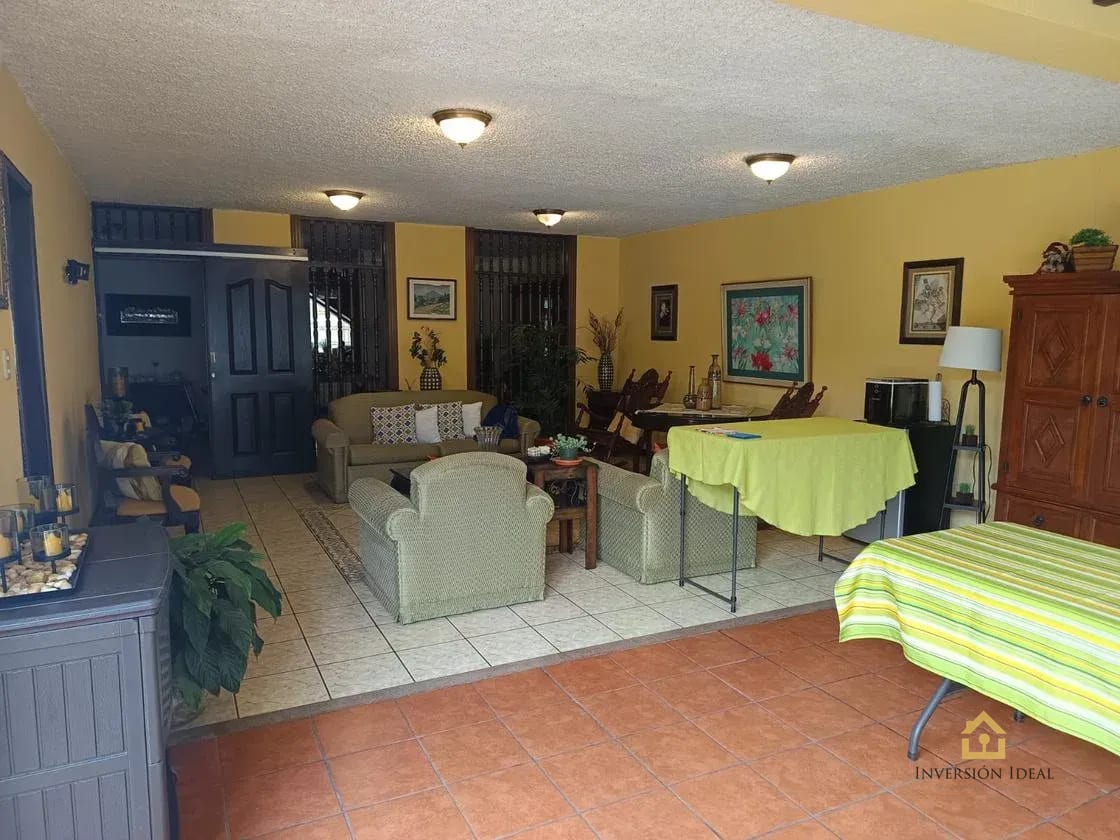 Vendo casa en zona 16 Colonia Lourdes 5 Habitaciones $545,000 — Casa en Venta en Lourdes, Zona 16, Guatemala, Ciudad — foto 3 de 17
