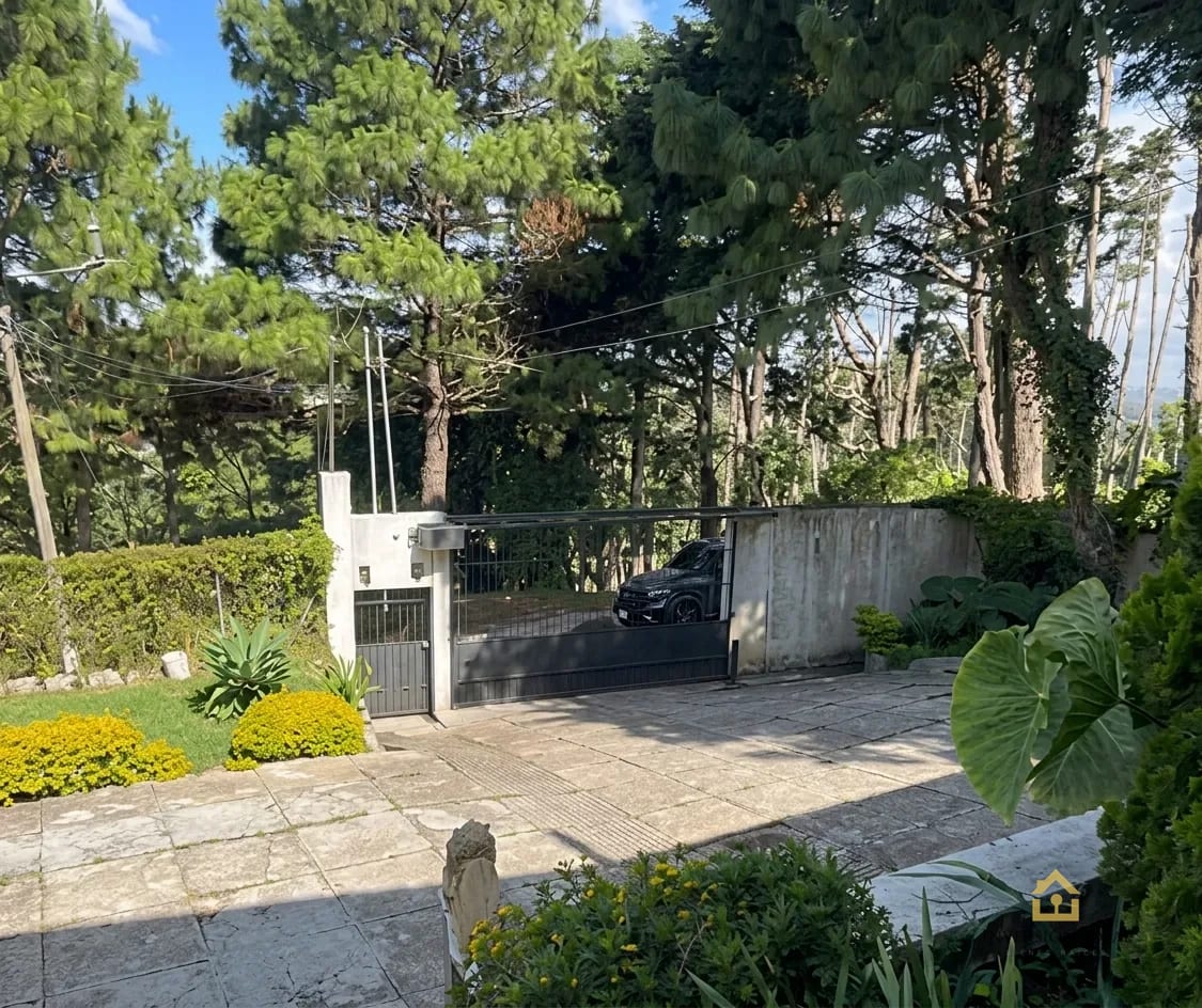 Vendo casa Residenciales Arrazola III | 4 habitaciones | $1,300,000 — Casa en Venta en Arrazola III, Carretera a El Salvador, Guatemala, Ciudad — foto 2 de 12