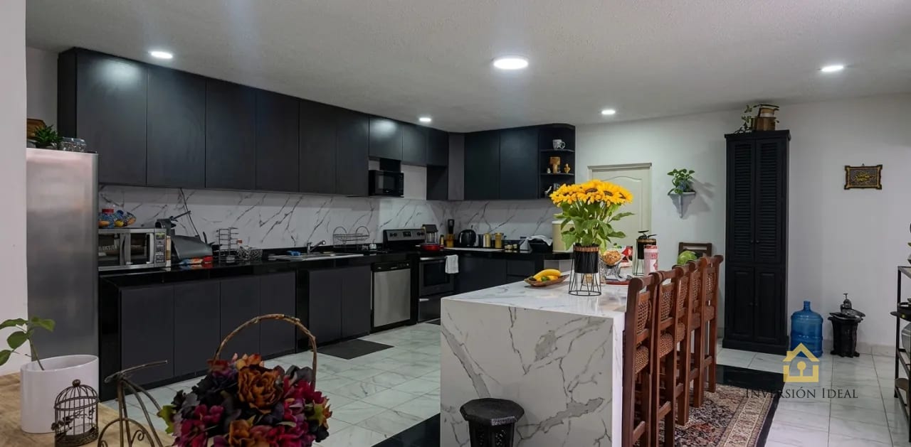 Vendo casa Residenciales Arrazola III | 4 habitaciones | $1,300,000 — Casa en Venta en Arrazola III, Carretera a El Salvador, Guatemala, Ciudad — foto 8 de 12
