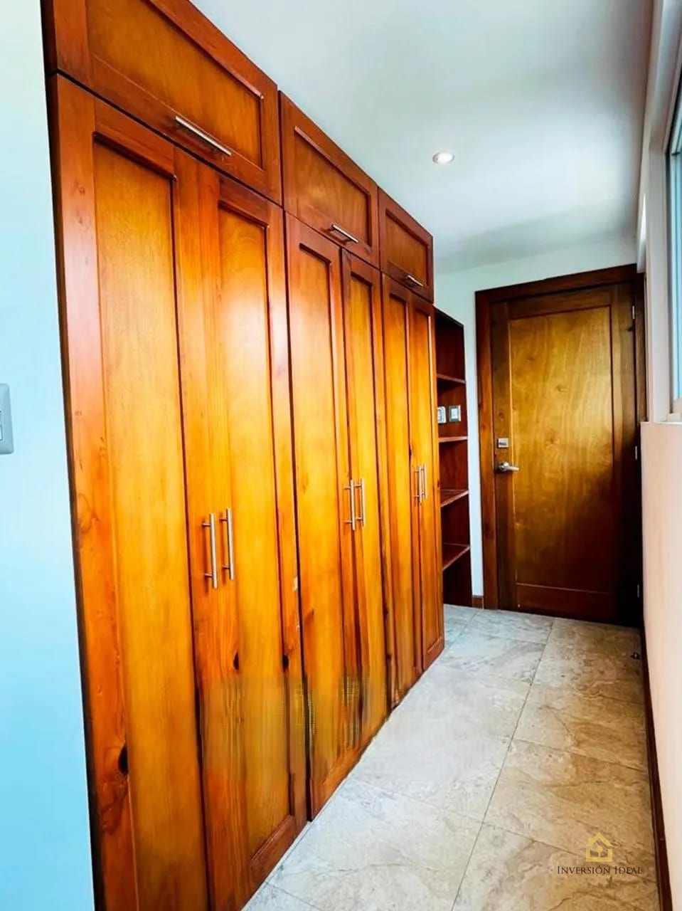 Apartamento en renta 1 habitación 50 mts² - Q5,700 + IVA zona 16 — Apartamento en Alquiler en La Montaña, Zona 16, Guatemala, Ciudad — foto 3 de 9