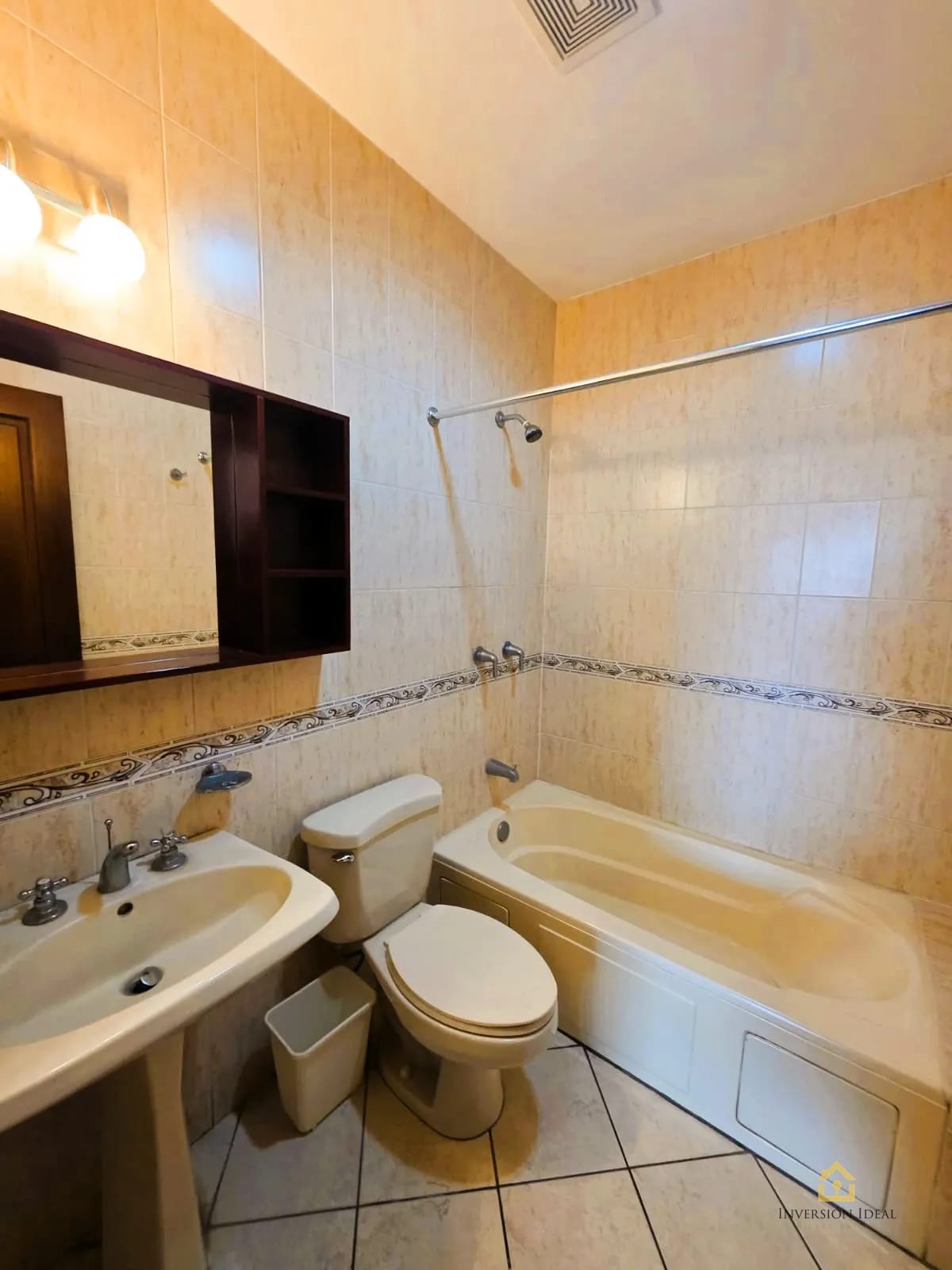 Apartamento en Alquiler – Condominio Milenia I, Zona 10 — Apartamento en Alquiler en Milenia, Zona 10, Guatemala, Ciudad — foto 12 de 14