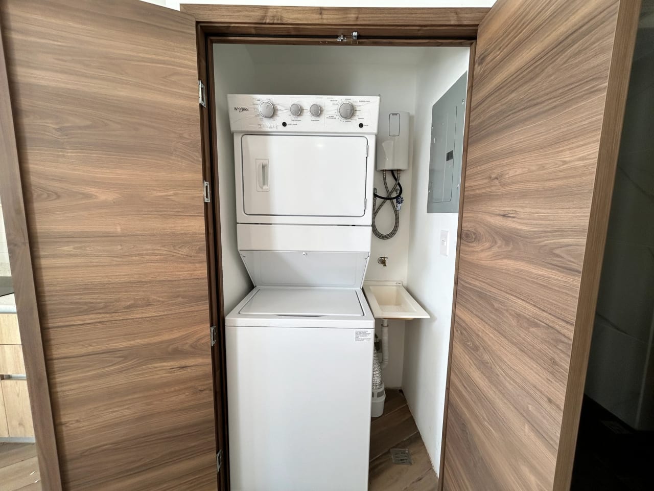 Apartamento en alquiler, Edificio PRIVE Zona 15 Vista Hermosa 1 — Apartamento en Alquiler en Privé, Zona 15, Guatemala, Ciudad — foto 9 de 17