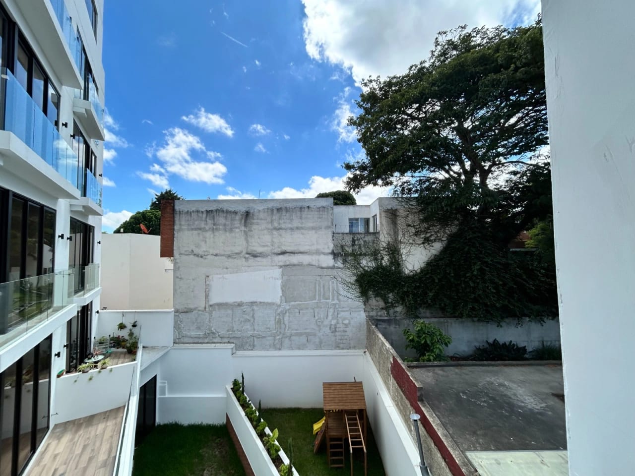Apartamento en RENTA Edificio Prive Vista Hermosa 1 zona 15 — Apartamento en Alquiler en Vista Hermosa I, Zona 15, Guatemala, Ciudad — foto 11 de 14