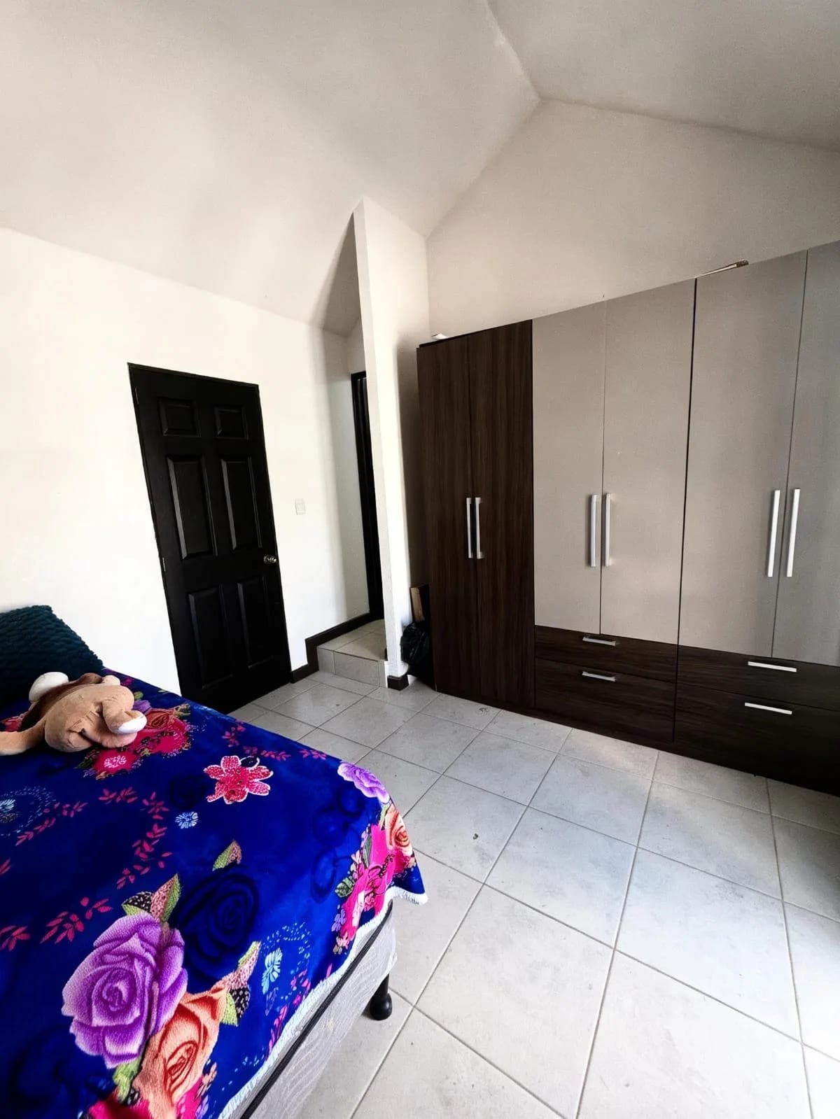 Casa en venta, Colinas del Norte 2 — Casa en Venta en Carretera al Atlántico, Guatemala, Ciudad — foto 10 de 17