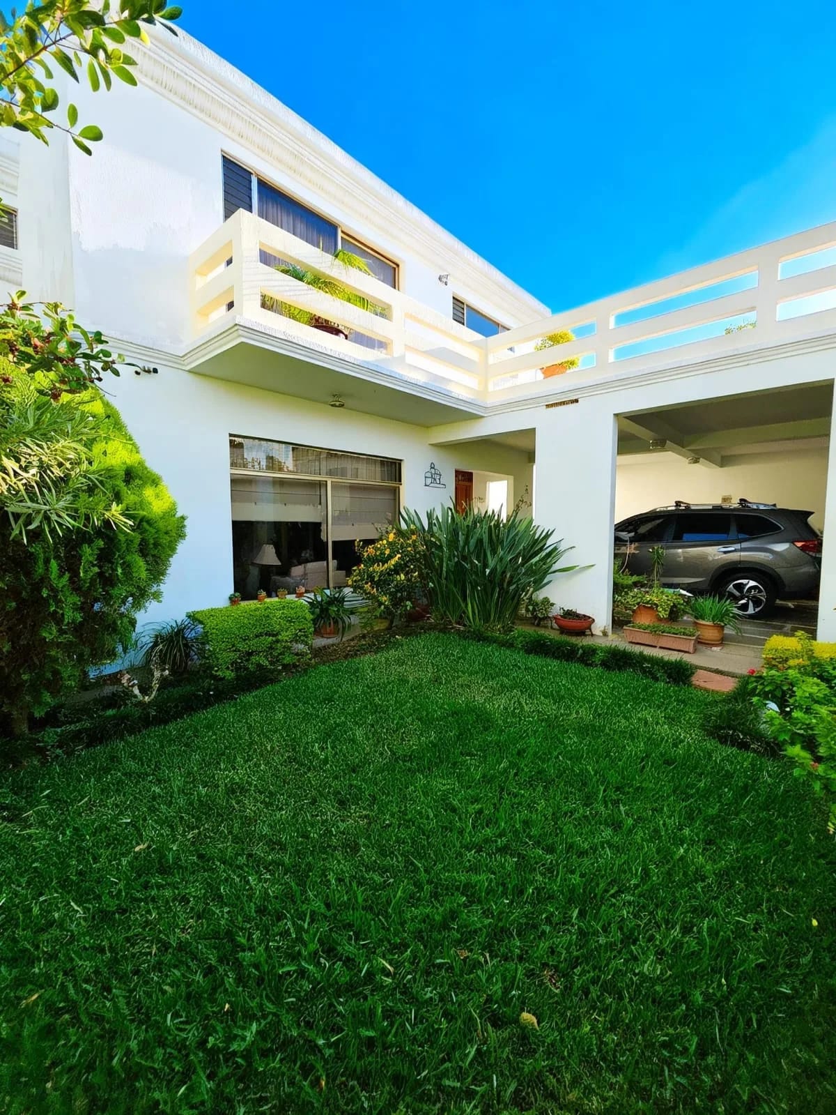 Casa en Venta a una Cuadra de la Roosevelt — Casa en Venta en Zona 2 Mixco, Guatemala, Ciudad — foto 2 de 16
