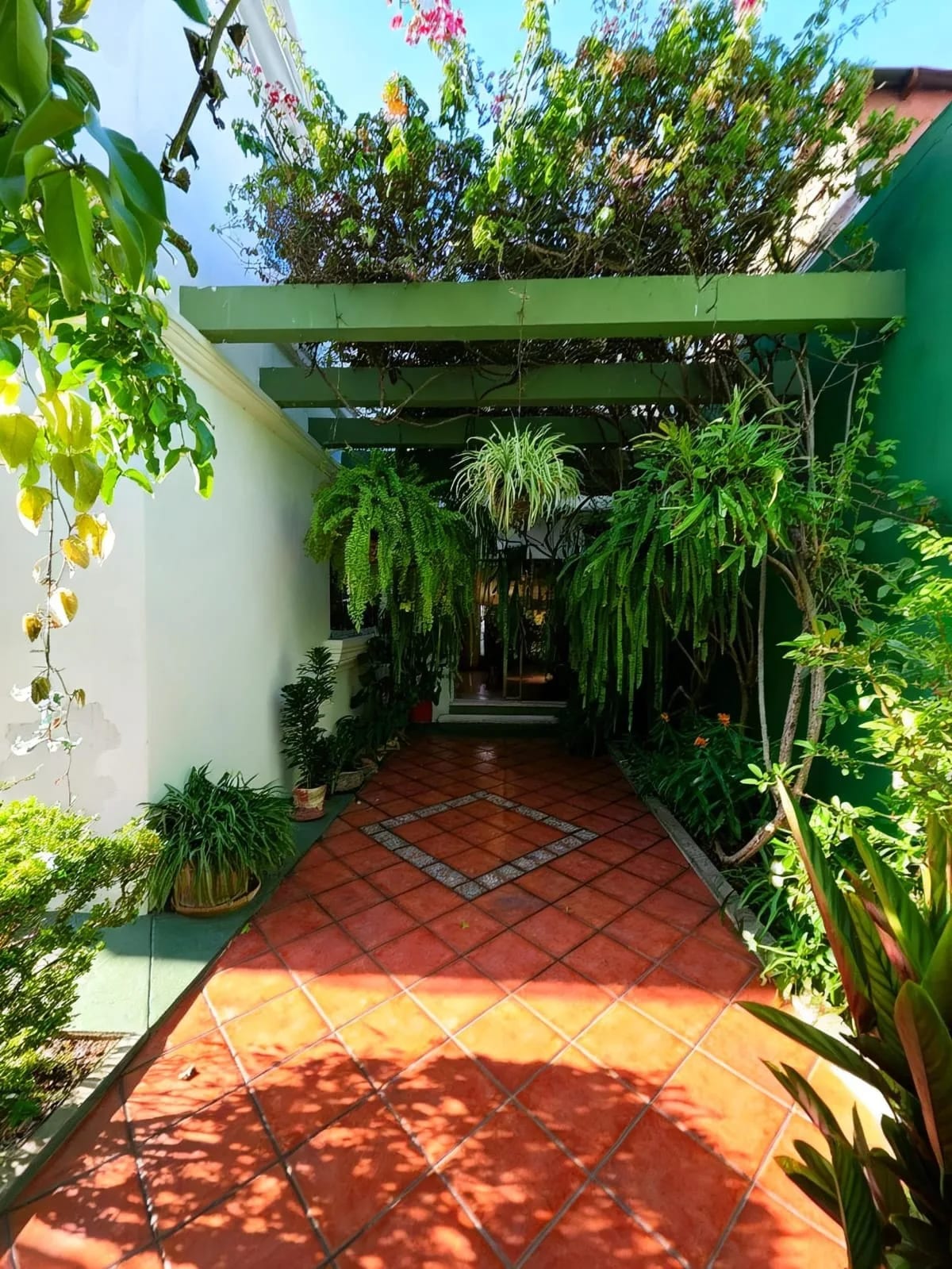 Casa en Venta a una Cuadra de la Roosevelt — Casa en Venta en Zona 2 Mixco, Guatemala, Ciudad — foto 14 de 16
