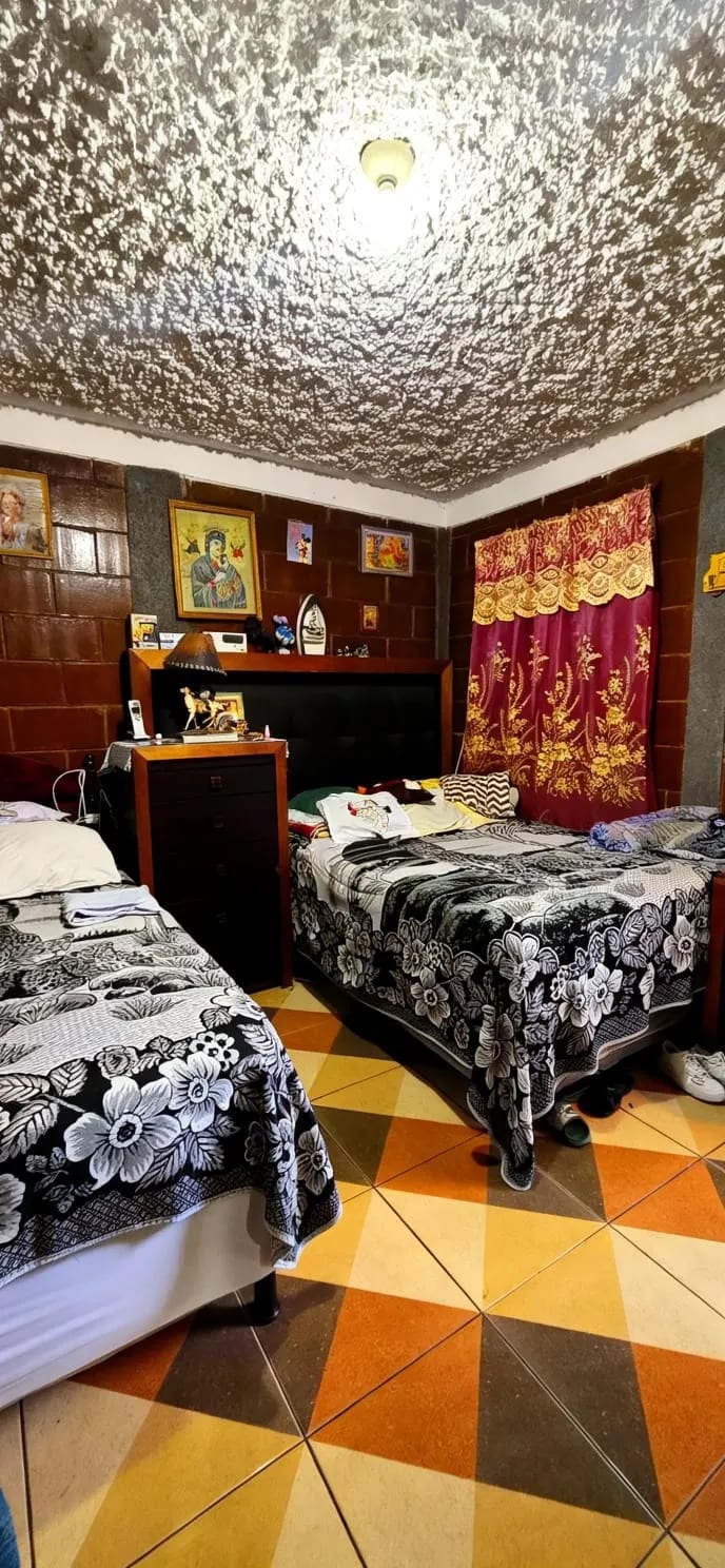 Casa en Venta – KM 14.5 Carretera al Atlántico — Casa en Venta en Zona 18, Guatemala, Ciudad — foto 5 de 6