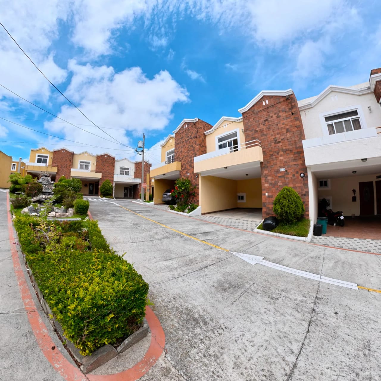Casa en VENTA Condominio Entre Encinos Km.25.5 San Lucas Sacatepéquez — Casa en Venta en San Lucas Sacatepéquez, Sacatepéquez — foto 4 de 15