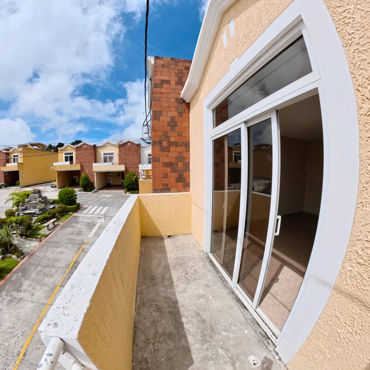Casa en VENTA Condominio Entre Encinos Km.25.5 San Lucas Sacatepéquez — Casa en Venta en San Lucas Sacatepéquez, Sacatepéquez — foto 11 de 15