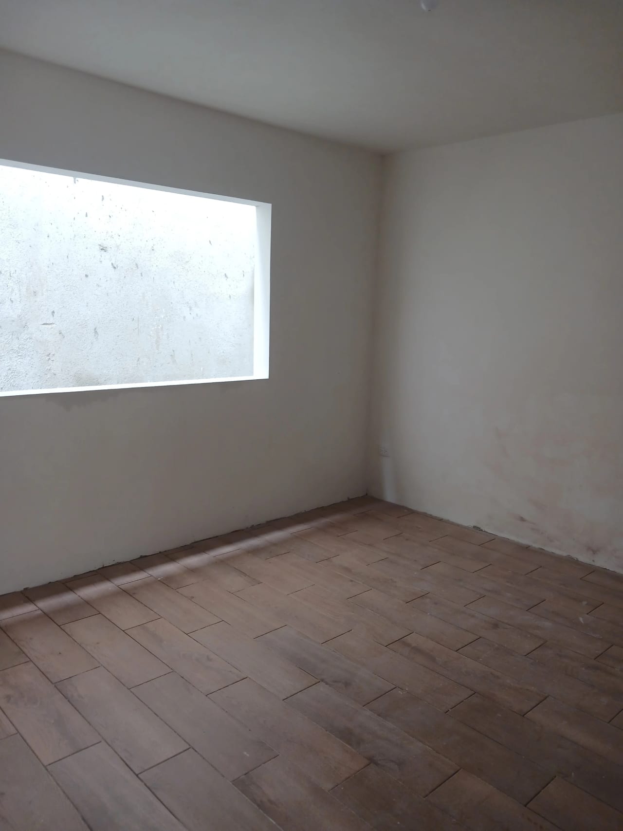 Casa en San Cristóbal cercana CC SanKris mall dentro de Condomimio — Casa en Venta en Zona 8 Mixco, Guatemala, Ciudad — foto 3 de 11