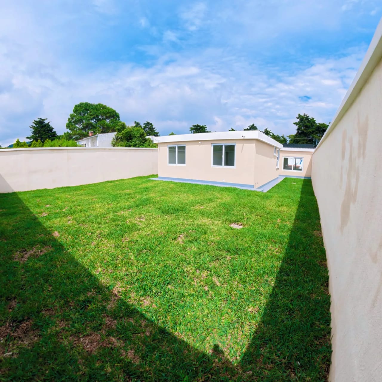 Vive en Exclusividad, Rodeado de Naturaleza — Casa en Venta en San José Pinula, Guatemala, Ciudad — foto 3 de 5