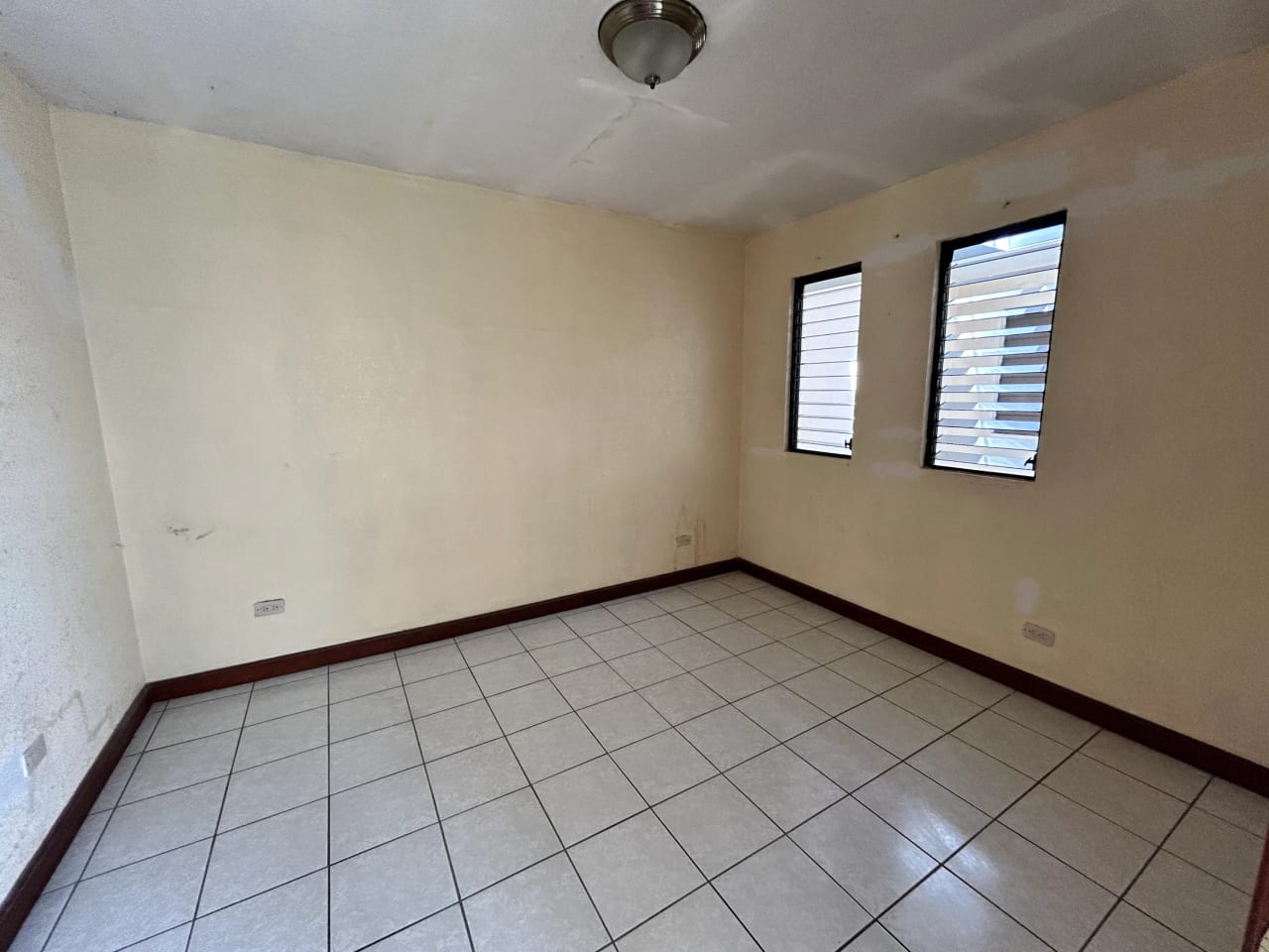 Casa en venta, Lomas de San Jacinto, Zona 10 de Mixco — Casa en Venta en Lomas de San Jacinto, Zona 10 Mixco, Guatemala, Ciudad — foto 8 de 17