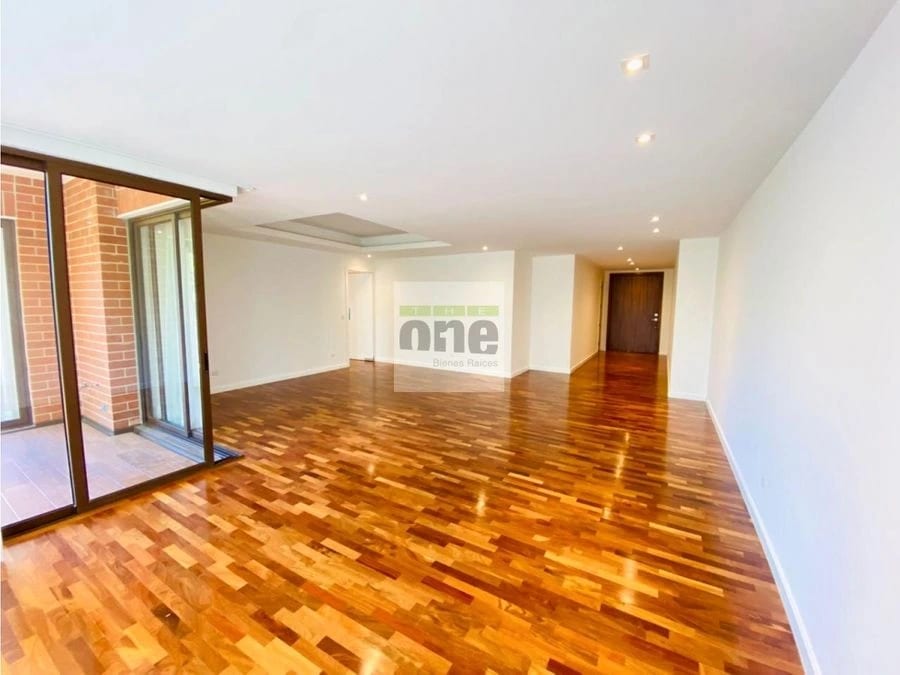 Amplio apartamento de lujo en zona 10 — Apartamento en Alquiler en Zona 10, Guatemala, Ciudad — foto 3 de 13