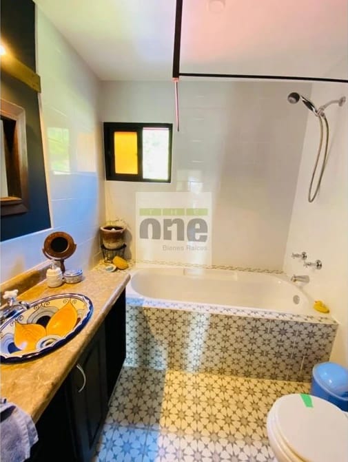 Linda casa en venta, cuenta con apartamento independiente en LA FONTANA — Apartamento en Venta en Carretera a El Salvador, Guatemala, Ciudad — foto 14 de 15