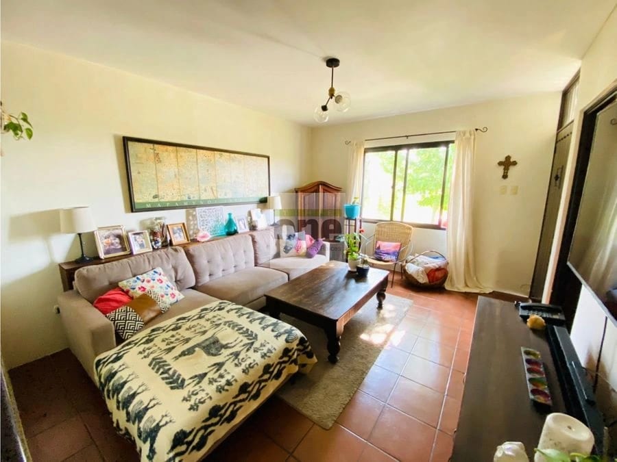Hermosa casa con jardín y pérgola en Km 25.5 Carretera a El Salvador — Casa en Venta en Carretera a El Salvador, Guatemala, Ciudad — foto 9 de 15