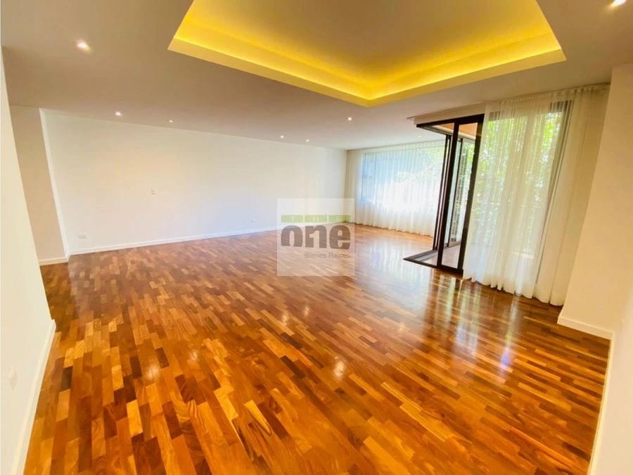 Exclusivo Apartamento en el Corazón de Zona 10 — Apartamento en Alquiler en Zona 10, Guatemala, Ciudad — foto 7 de 13