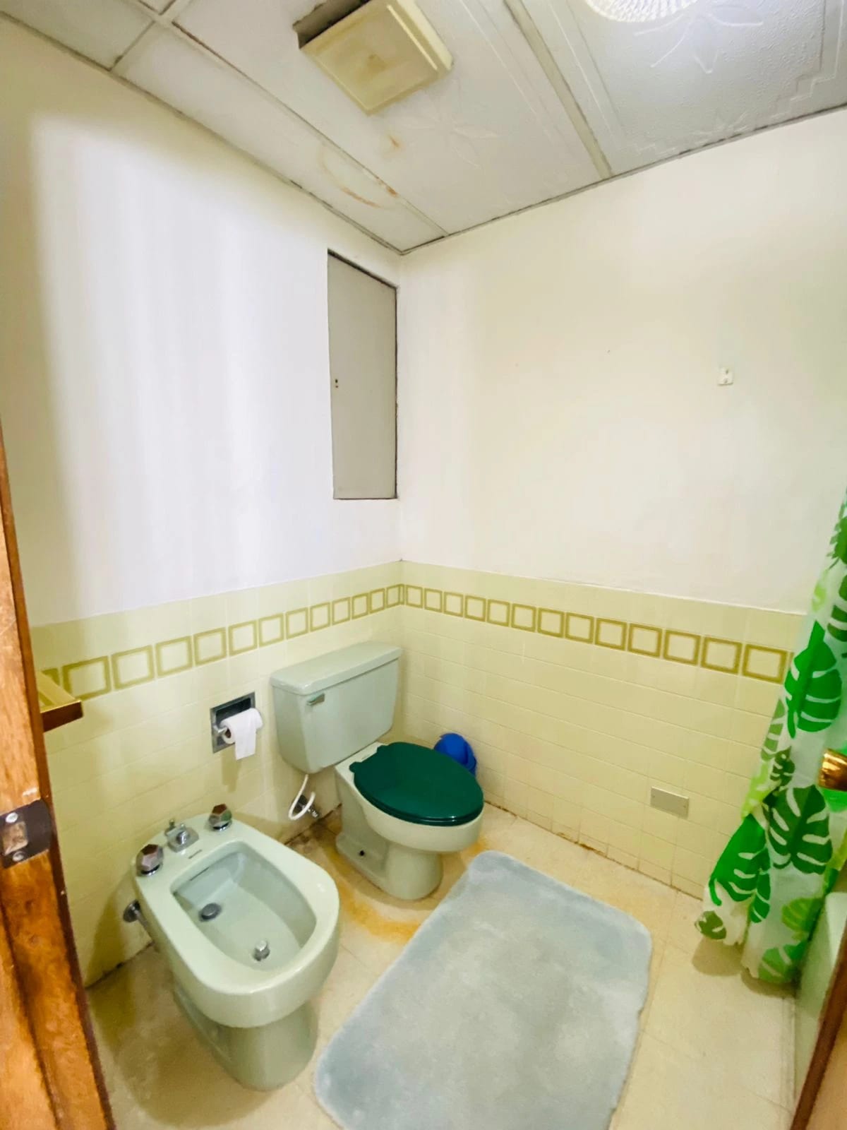 Alquiler Apartamento Amueblado Zona 10 – Excelente Ubicación — Apartamento en Alquiler en Zona 10, Guatemala, Ciudad — foto 8 de 14