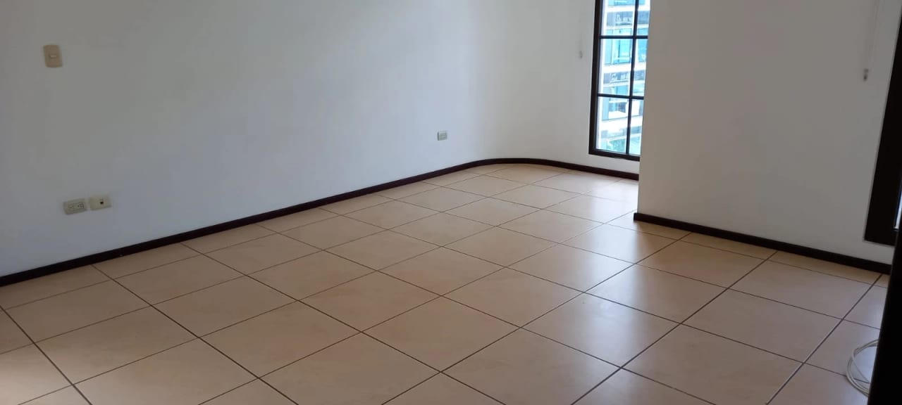 Lindo Apartamento de 1 dormitorio con 75 Mts. en zona 10 — Apartamento en Alquiler en Zona 10, Guatemala, Ciudad — foto 7 de 11