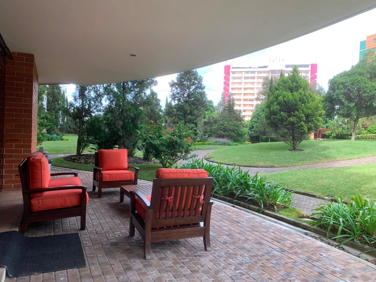 Apartamento de 2 dormitorios de 295 Mts. en zona 14 TADEUS — Apartamento en Alquiler en Zona 14, Guatemala, Ciudad — foto 7 de 16