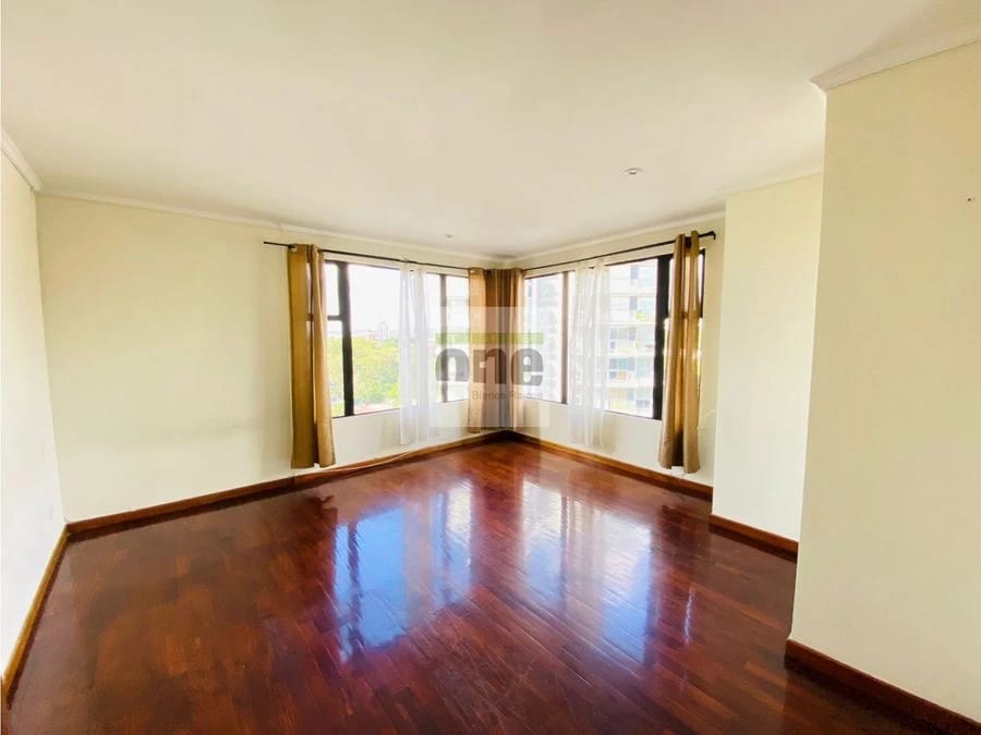 Apartamento ideal para inversión, en venta en zona 10 — Apartamento en Venta en Zona 10, Guatemala, Ciudad — foto 1 de 13