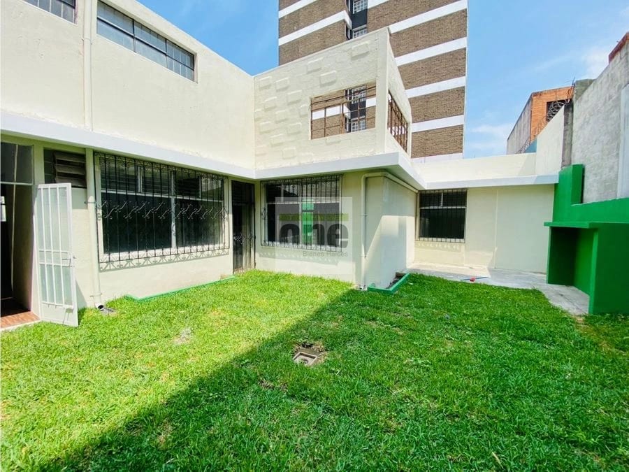 Casa ideal para oficinas en alquiler en zona 10 — Casa en Alquiler en Zona 10, Guatemala, Ciudad — foto 1 de 10