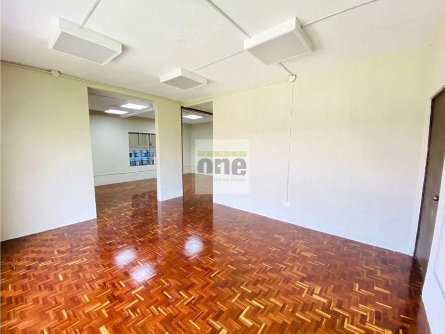 Casa ideal para oficinas en alquiler en zona 10 — Casa en Alquiler en Zona 10, Guatemala, Ciudad — foto 2 de 10