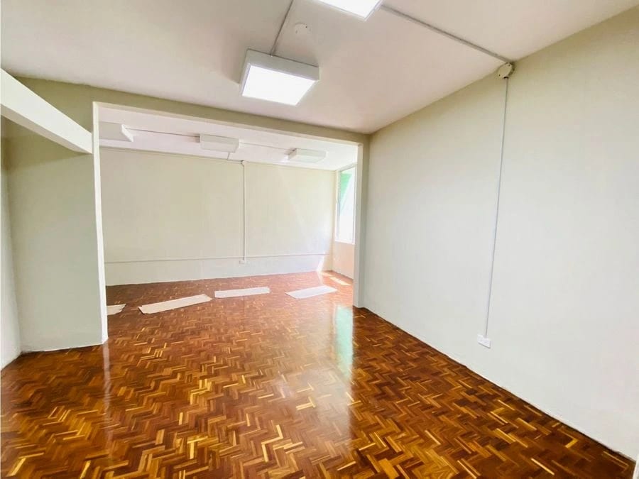 Casa ideal para oficinas en alquiler en zona 10 — Casa en Alquiler en Zona 10, Guatemala, Ciudad — foto 5 de 10