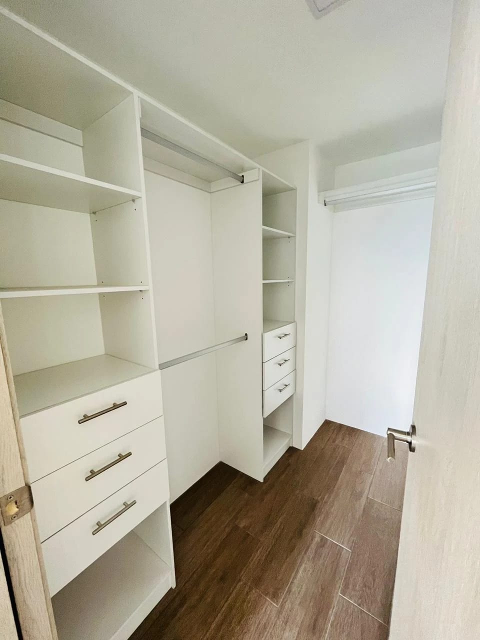 Lindo apartamento de 3 dormitorios en zona 12 — Apartamento en Alquiler en Zona 12, Guatemala, Ciudad — foto 13 de 16