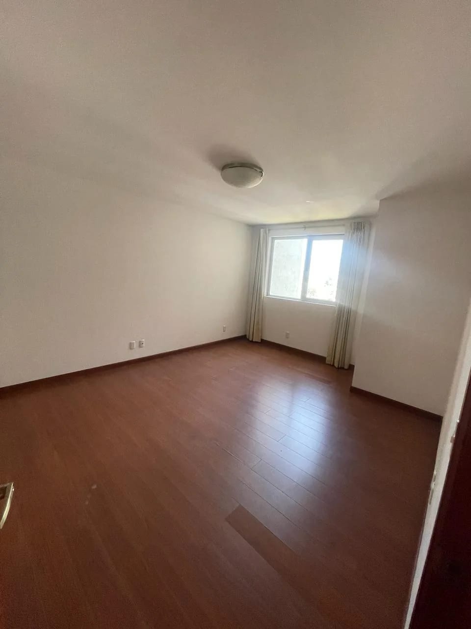 Lindo y amplio apartamento en alquiler en Zona 15 Botticelli — Apartamento en Alquiler en Zona 15, Guatemala, Ciudad — foto 8 de 17
