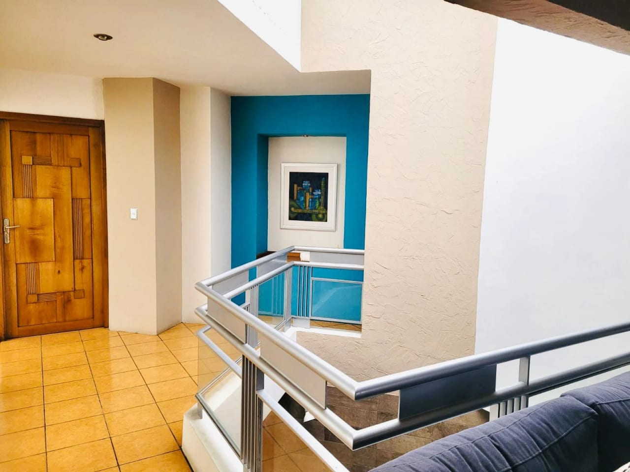 Hermosa casa en venta en Km 19.5 Cond. Los Manantiales — Casa en Venta en Carretera a El Salvador, Guatemala, Ciudad — foto 5 de 16