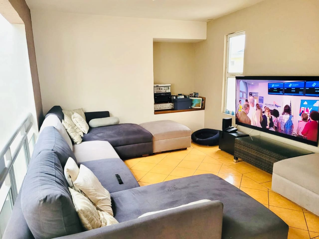 Hermosa casa en venta en Km 19.5 Cond. Los Manantiales — Casa en Venta en Carretera a El Salvador, Guatemala, Ciudad — foto 6 de 16