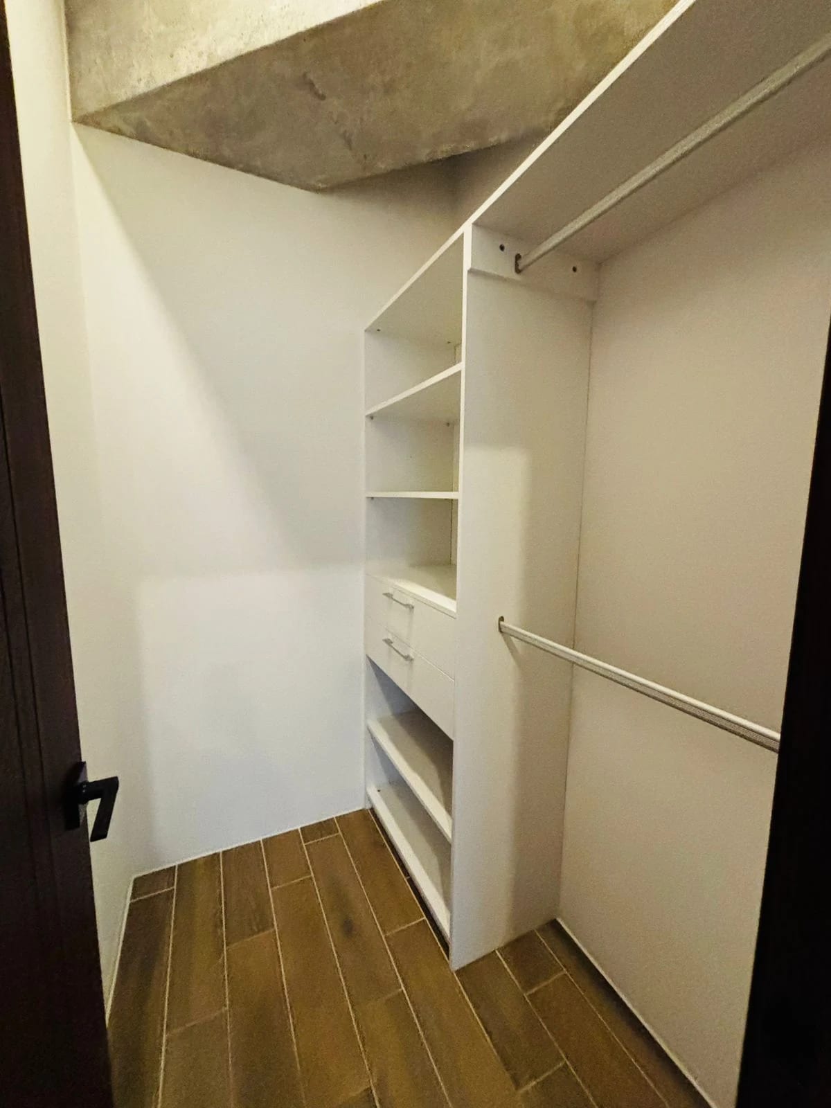 Lindo apartamento tipo coral de 1 habitación, en zona 4 — Apartamento en Alquiler en Zona 4, Guatemala, Ciudad — foto 10 de 14
