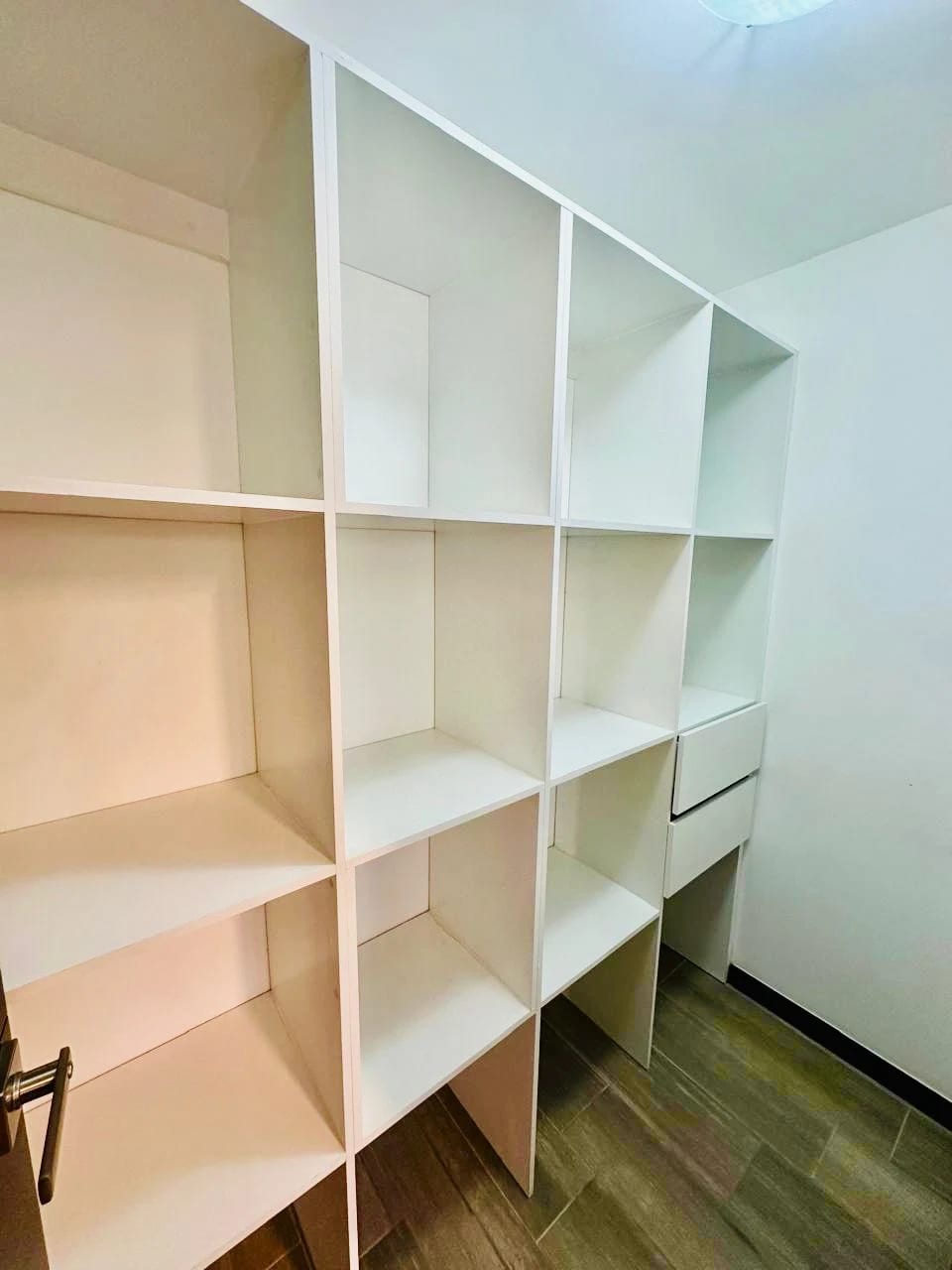 Apartamento de 3 dormitorios en alquiler en zona 14 LA VILLA — Apartamento en Alquiler en Zona 14, Guatemala, Ciudad — foto 13 de 15