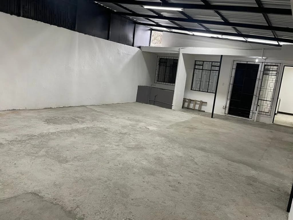 Ofibodega en renta en zona 15, Colonia El Maestro — Bodega / Ofibodega en Alquiler en Zona 15, Guatemala, Ciudad — foto 14 de 16